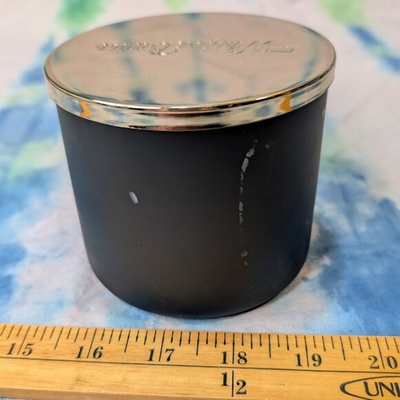 White Barn Mahogany Teakwood High Intensity Scented 3 wick Candle - Picture 4 of 6